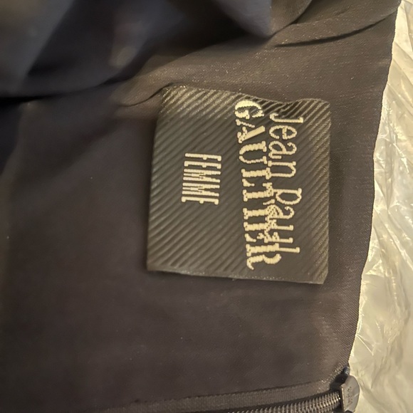 Vintage Jean Paul Gaultier Blk Velvet dress, long sleeve w/sheer side sl… - Picture 4 of 9